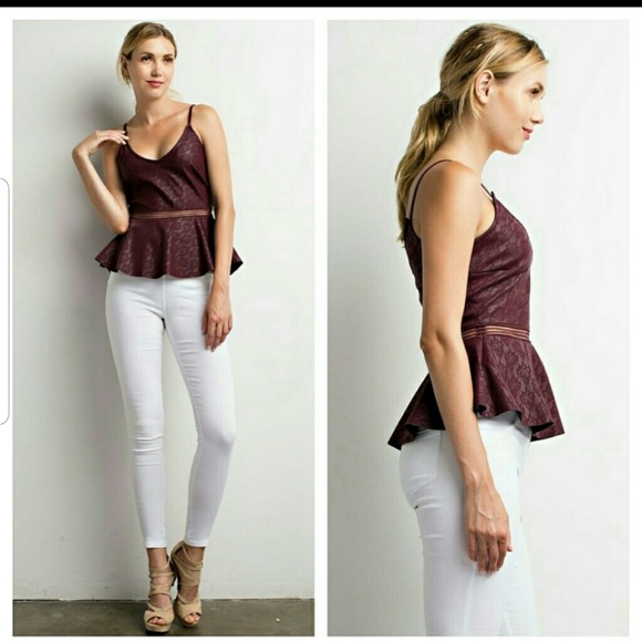 **ONLY 1 SM LEFT!!**Burgundy Peplum Top - Picture 5 of 6